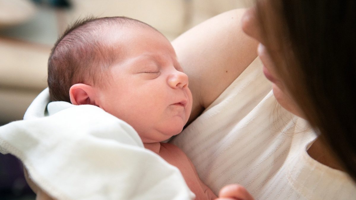 garde de bebe à domicile Clermont Ferrand