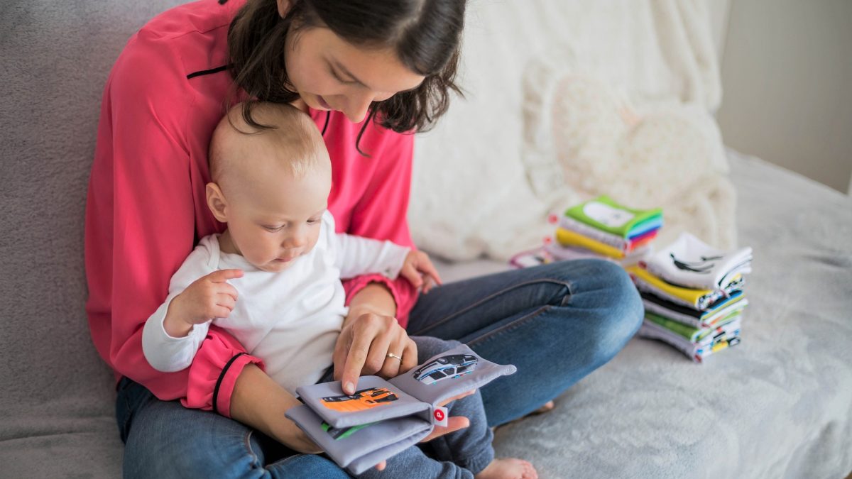 Garde de bébé à domicile