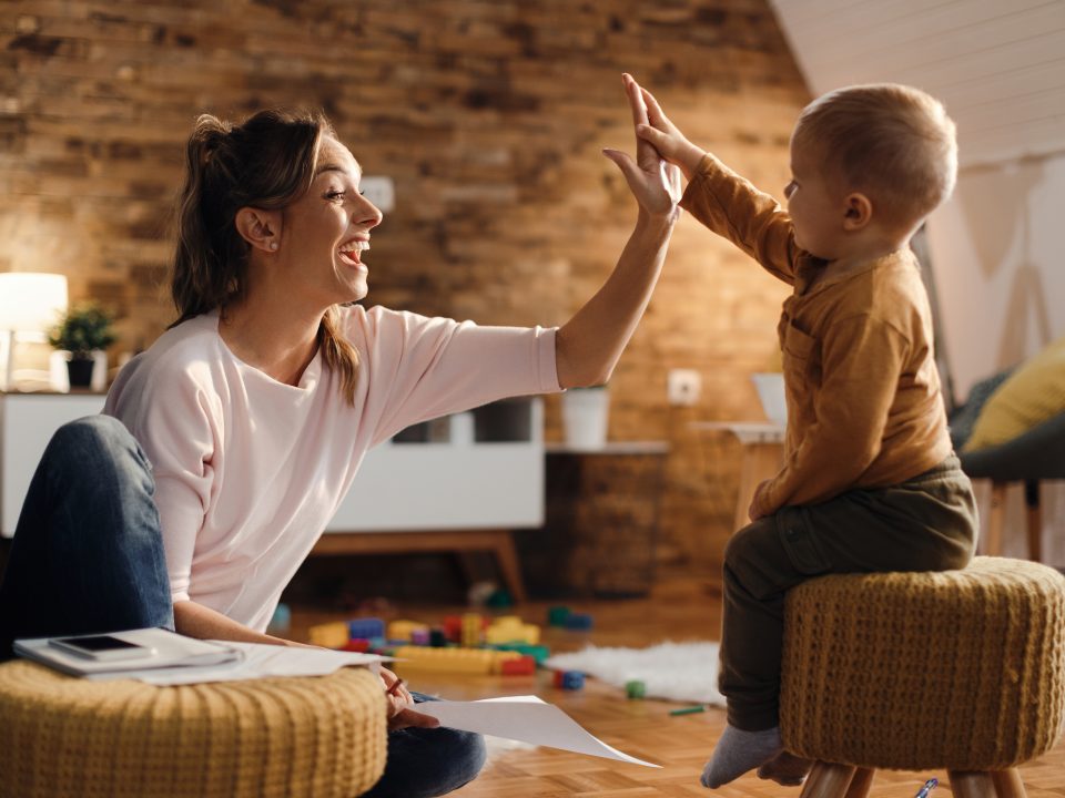 Des nounous disponibles pour la garde d’enfants à domicile avec Les Ptitous