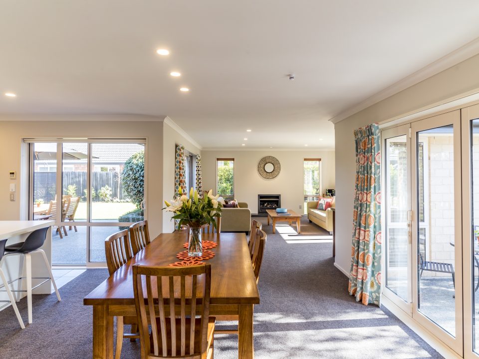 Le ménage à domicile sur mesure avec La Maison des Ptitous : une évaluation personnalisée chez vous